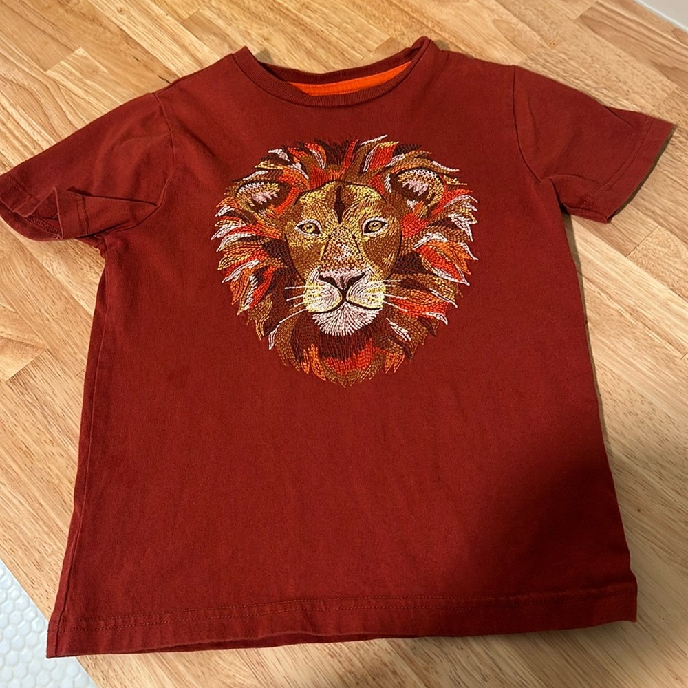 Mini Boden 5-6Y Lion Embroidered Shirt